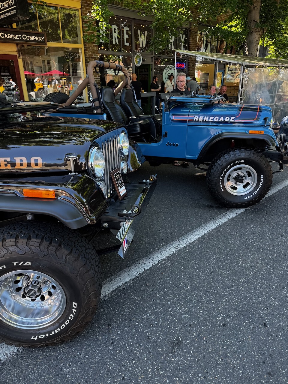 Close up of Laredo and Renegade grilles